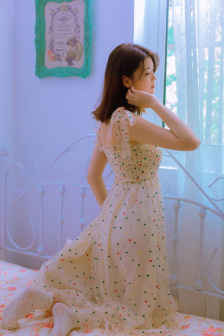 如月莉亚